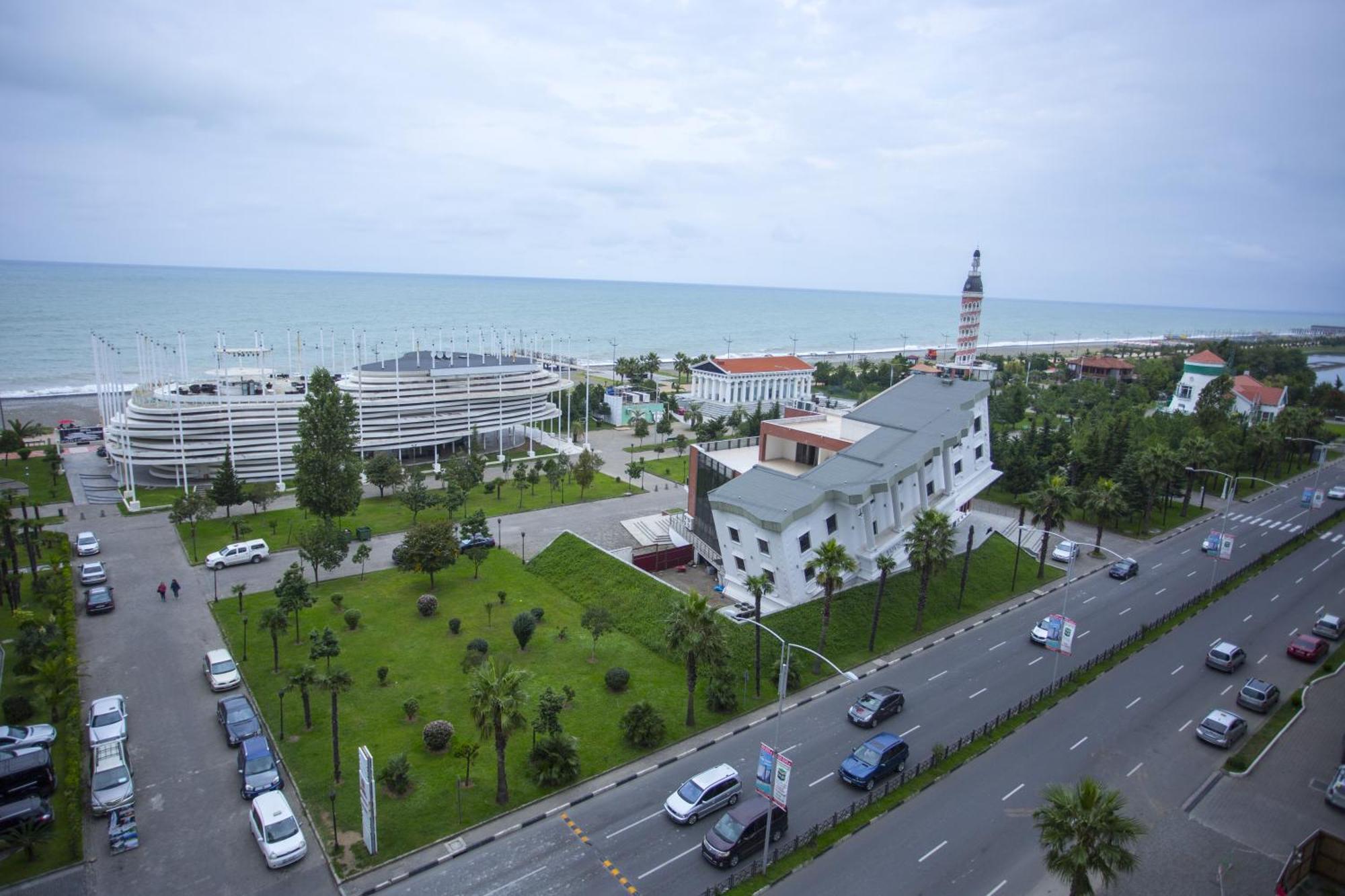 Olympic Batumi Apartment Exterior photo