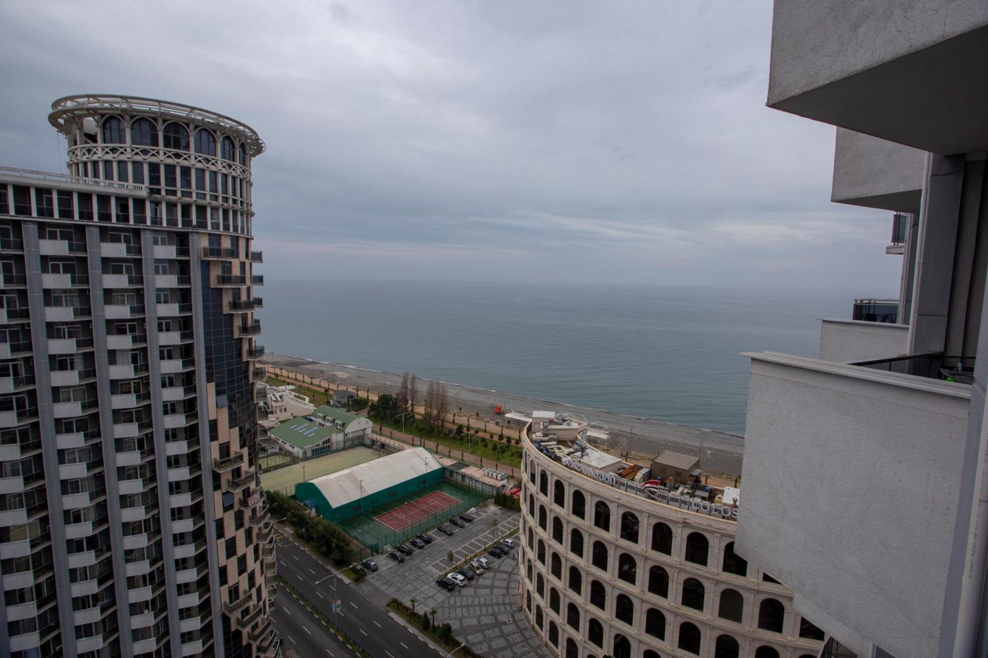 Olympic Batumi Apartment Exterior photo